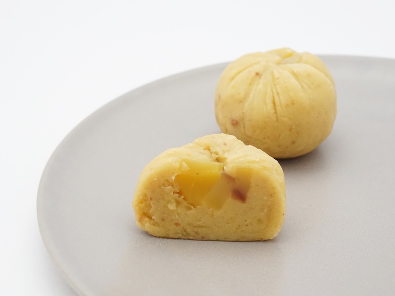 和栗や 純栗きんとん 割ったところ