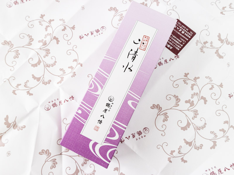 鶴屋八幡 山清水箱と包装紙