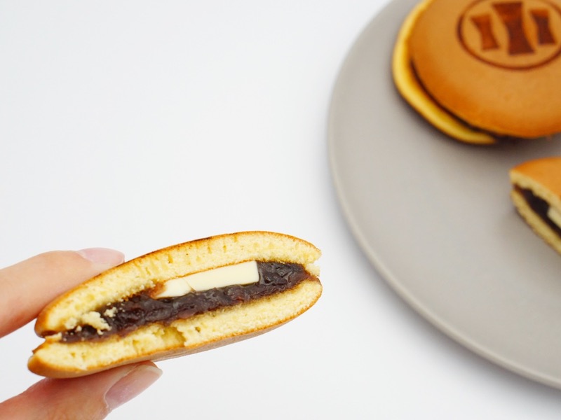 木付や どら焼き(バター入り) 割ったところ