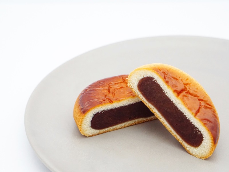 月寒あんぱん本舗 月寒あんぱん こしあん半分