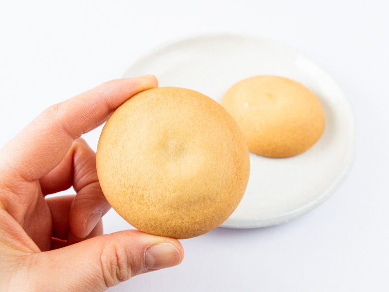 深川伊勢屋「深川ロマンきゃらめいる」クッキー表面