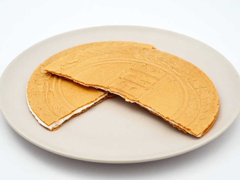 上野風月堂 ゴーフル バニラの断面