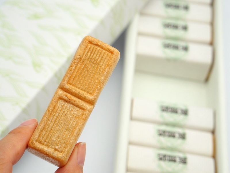 御粽司 百波 伊達候 包みを外したところ