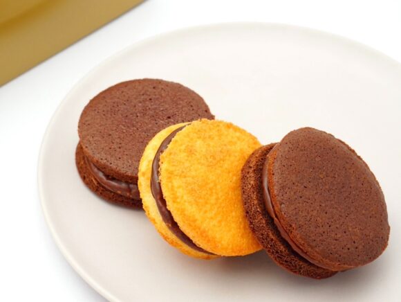 さかえ屋 なんばんショコラサンド 中身(拡大)