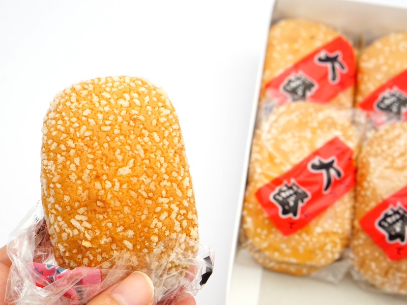 おのがみ菓子舗 大番 開封したところ