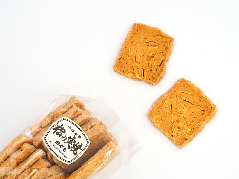 御菓子司 田ぐち 松の実焼 中身(全体)