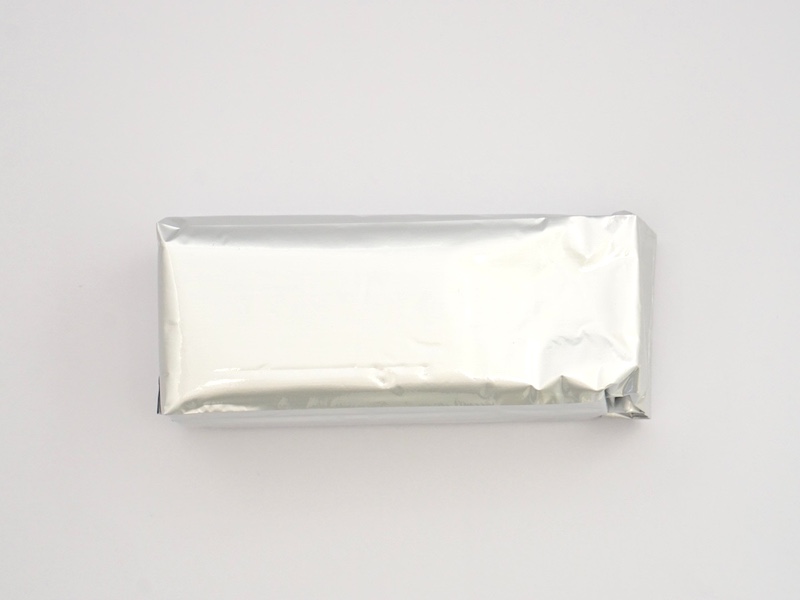 御菓子司 田ぐち 塩羊羹 銀色の包み