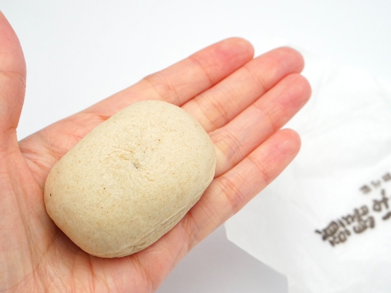 御菓子司 田ぐち そば饅頭 サイズ感