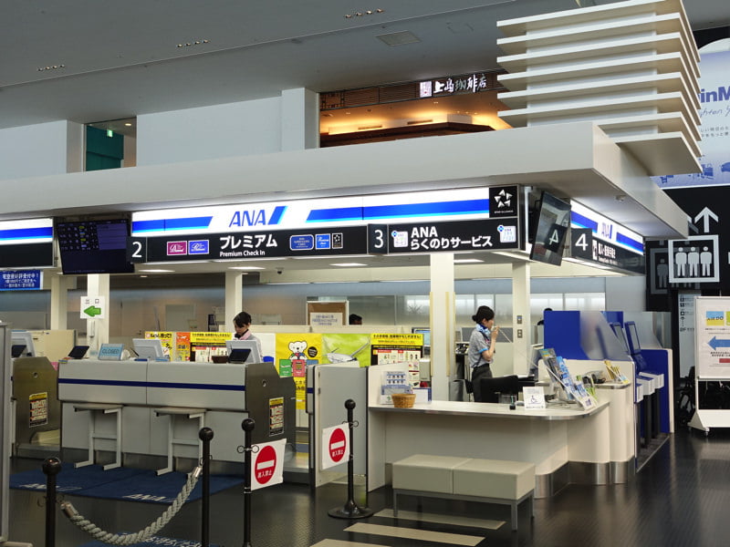 神戸空港 ANAのチェックインカウンター
