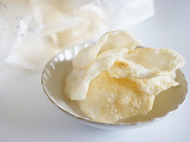 淡雪ふわり こがししょっつる味中身