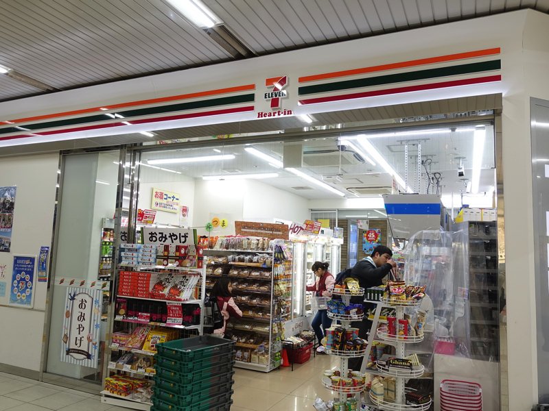 明石駅のセブンイレブン