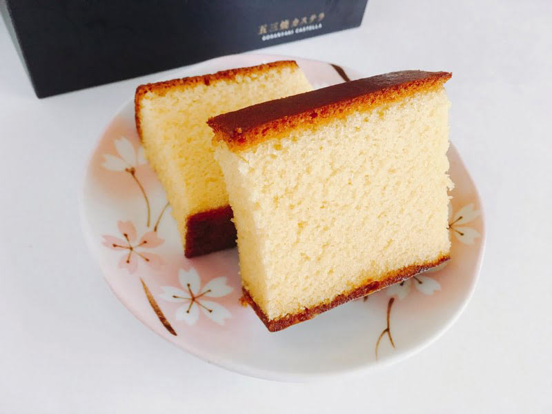 和泉屋 五三焼カステラ(5切入)中身