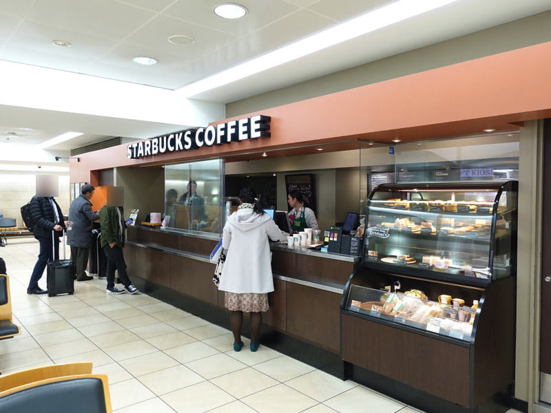 浜松駅 待合室 スターバックス