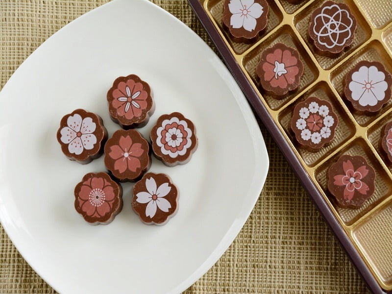 モンロワール 桜花紋 はどこで買える？販売店舗や通販・カロリー