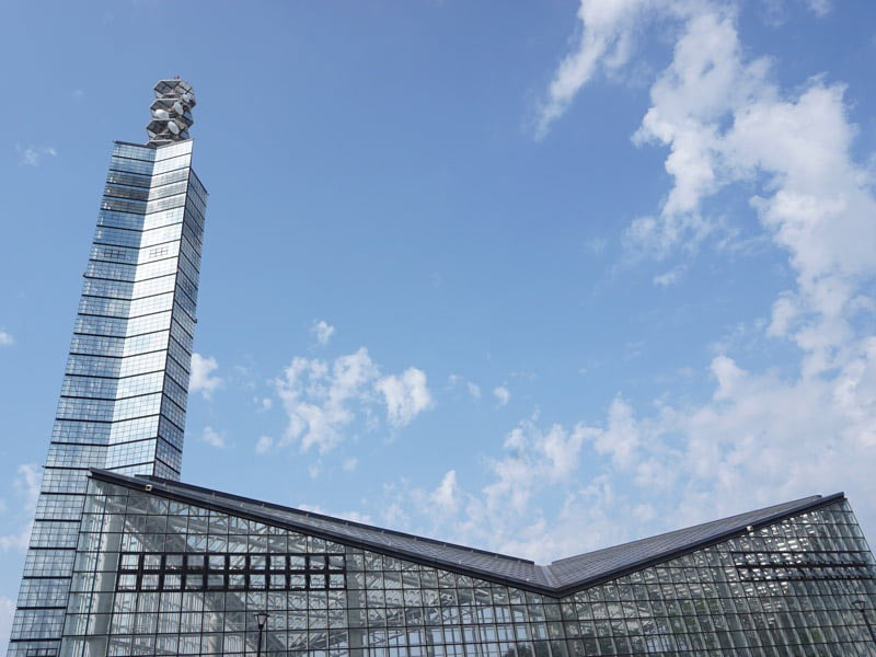 道の駅あきた港外観