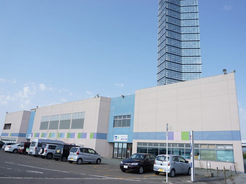 道の駅あきた港外観３