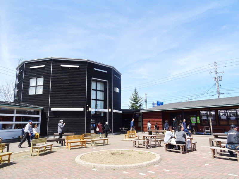 ニセコビュープラザの外観