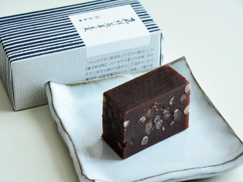 嘉祥蒸羊羹 外装