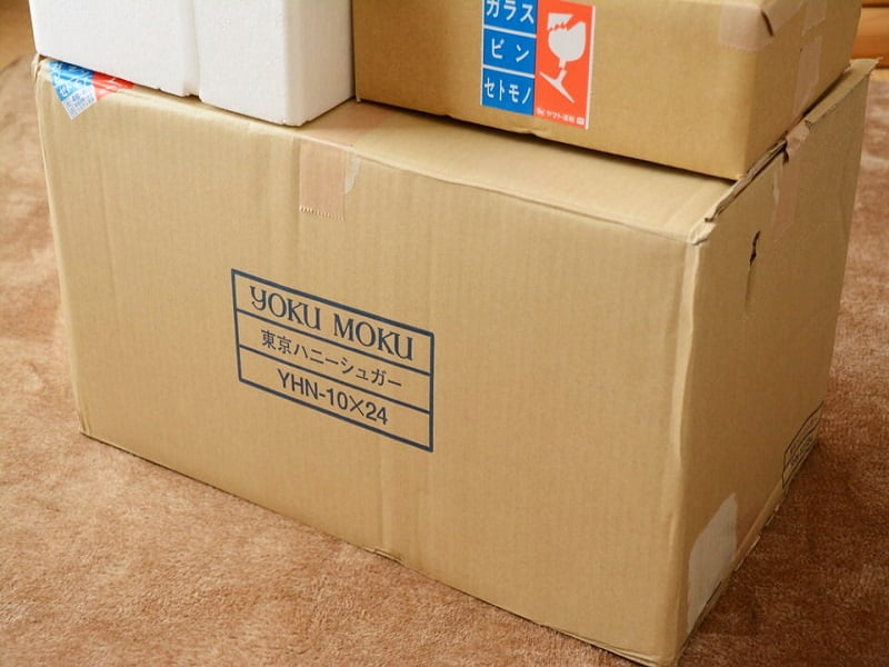 ヨックモックお菓子開封前