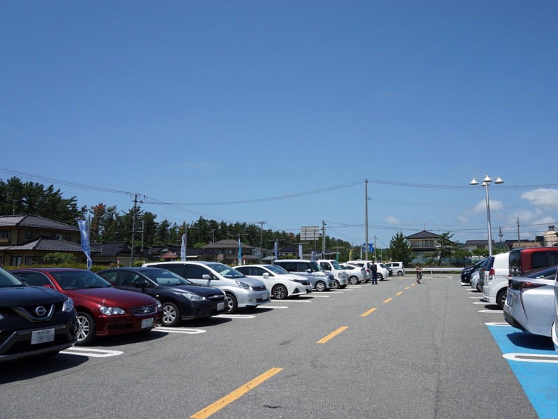 道の駅鳥海駐車場