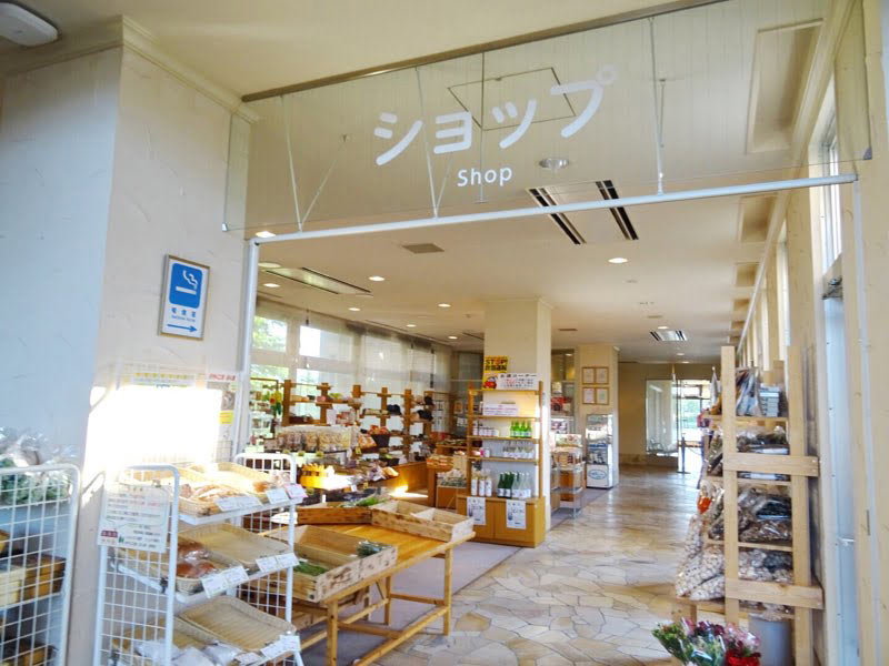 道の駅「しんしのつ」のおみやげコーナー