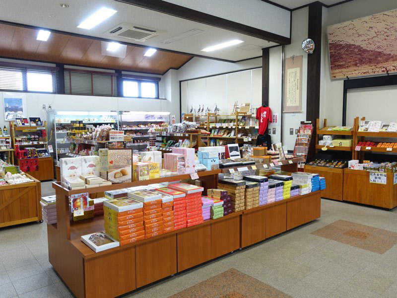 出水駅 お土産屋 飛来里