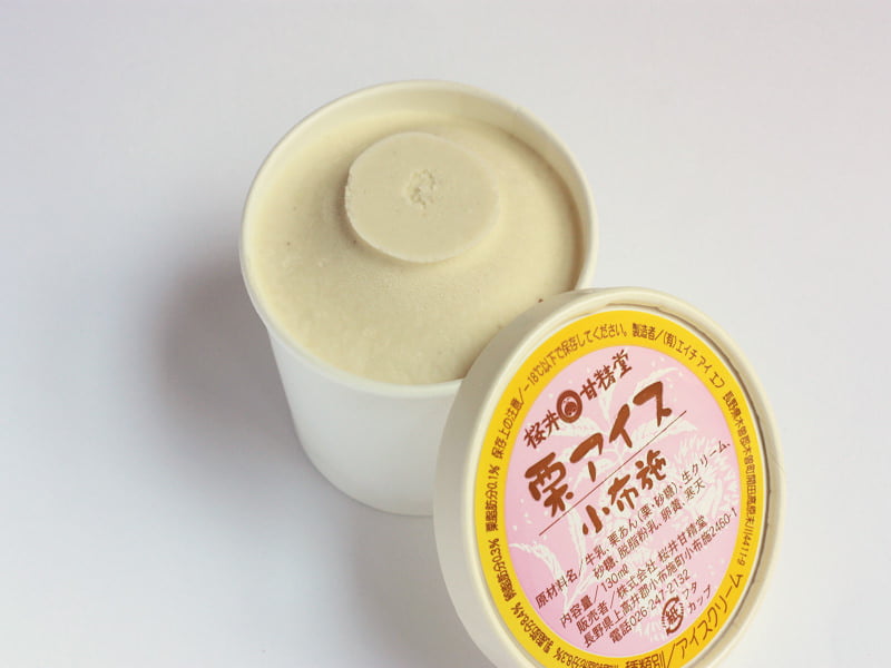 栗アイス小布施 開封した写真