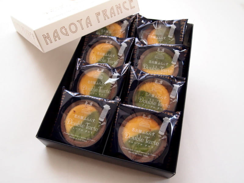 名古屋ふらんす ドゥーブルタルト 開封した写真