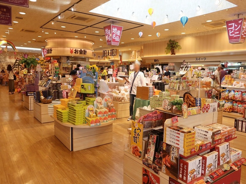 刈谷パーキングエリア上り お土産コーナー