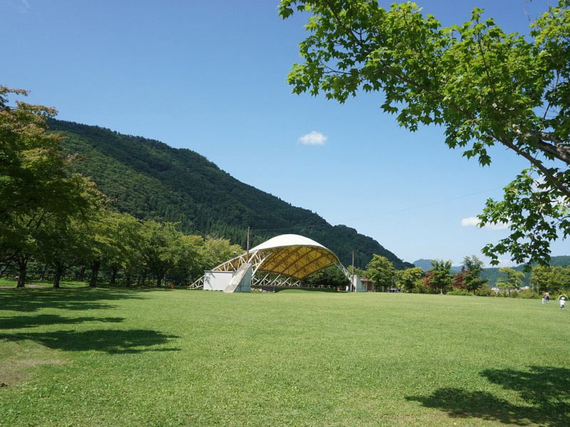 道の駅虹の湖野外広場