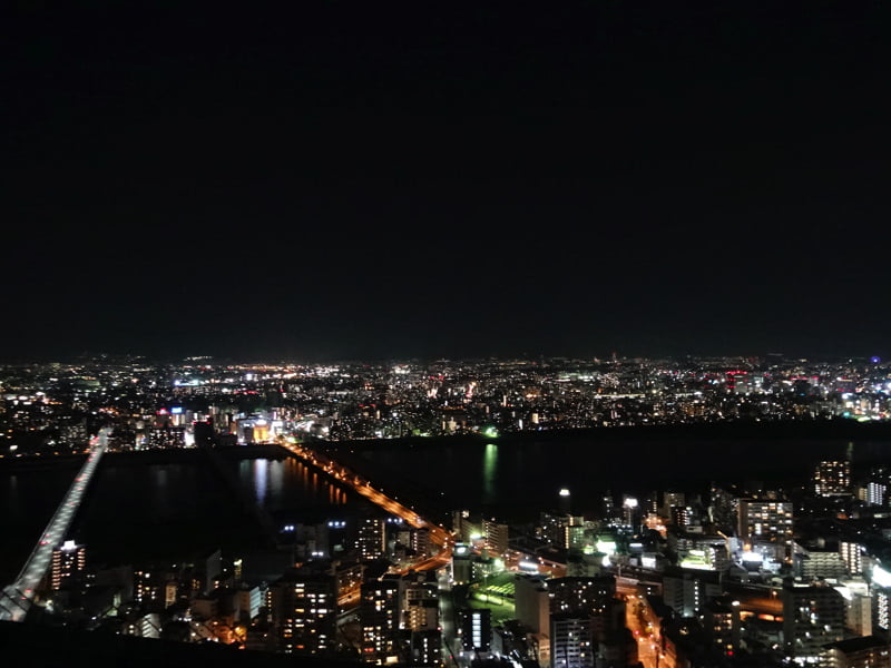 梅田スカイビルから見える夜景