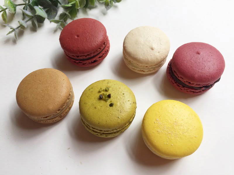 エスコヤママカロンスタンダードセレクション中身写真