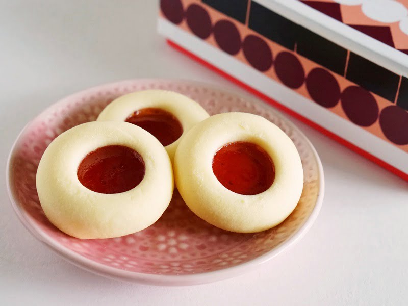 fika(フィーカ) ハッロングロットル ストロベリー中身