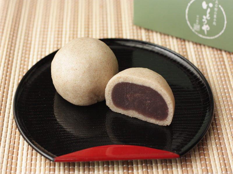 信州飯田いとうや　本そば饅頭　中身の写真