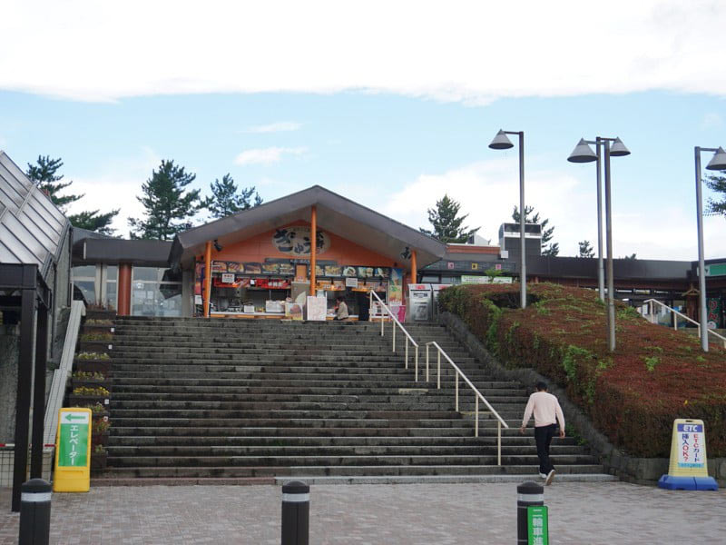 前沢サービスエリア外観