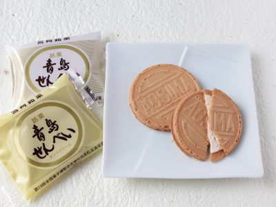 お菓子の日進堂 青島せんべい