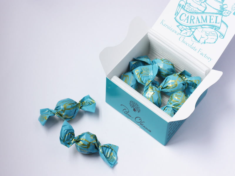 軽井沢チョコレートファクトリー　チョコレートボールキャラメル　開封した写真