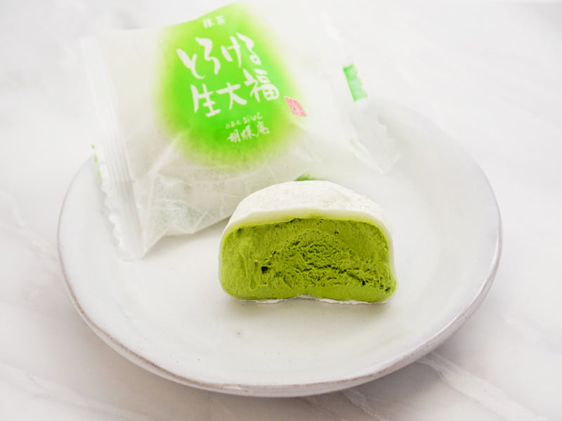 胡蝶庵　とろける生大福　抹茶　断面