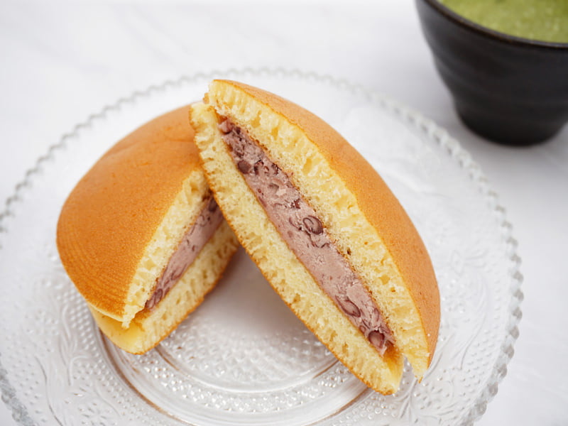 胡蝶庵　生どら焼き　あずき　中身の写真