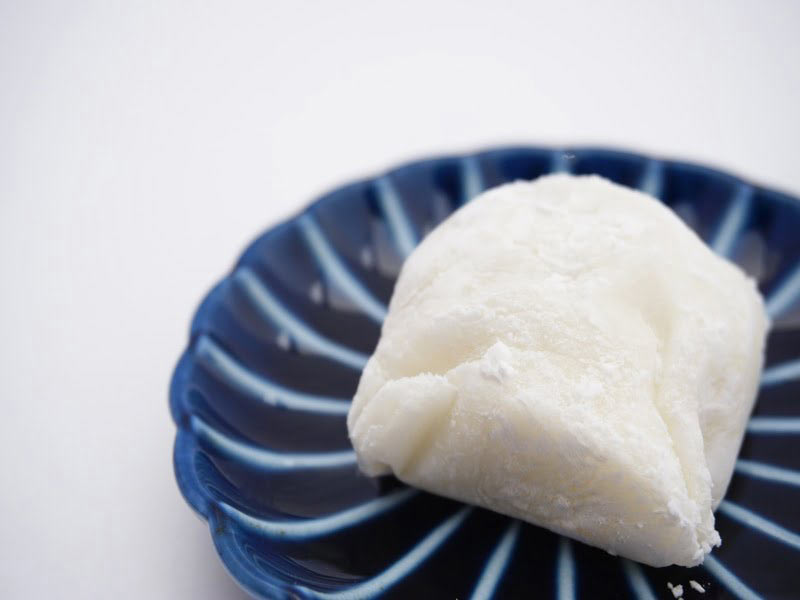 石川屋 絹鹿の子 中身の写真 粉アップ