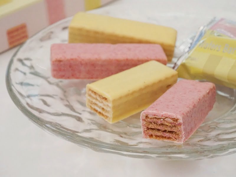 パティスリーキハチ 東京フルーツウエハースバー中身