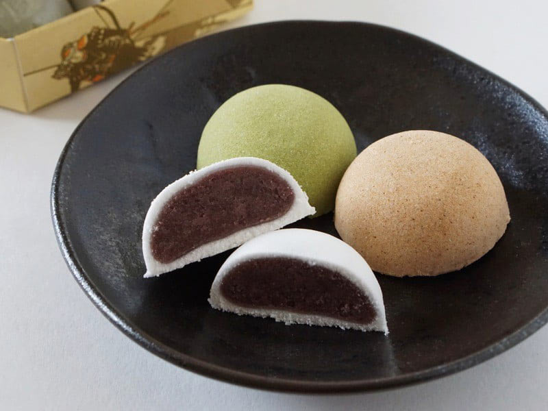 三島製菓 塩味饅頭(三色)中身