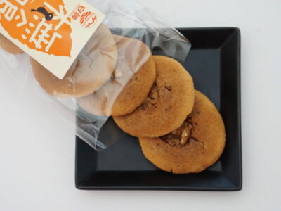 高峰堂 橅喰木(ブナクッキー) チョコ風味