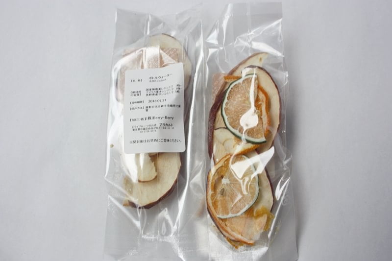 アラカルトボトルウォーター6:00oclackドライフルーツ袋写真