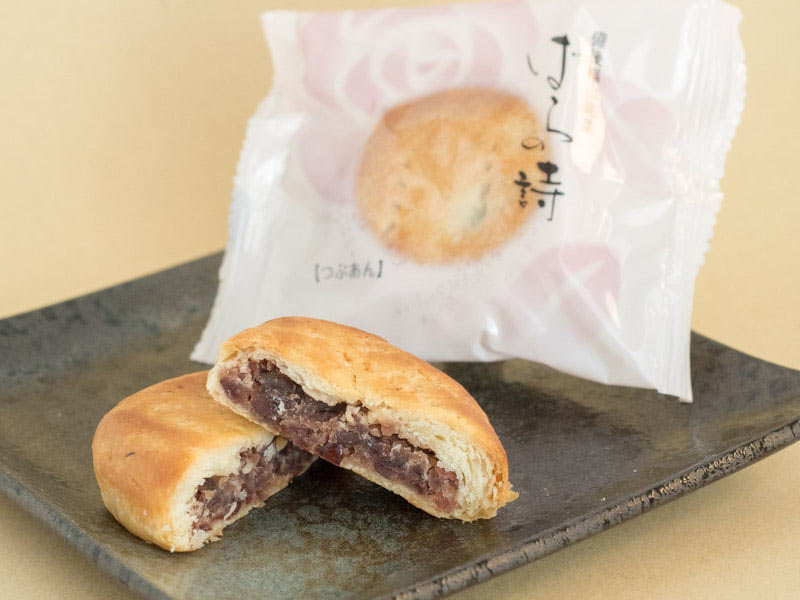 虎屋 ばらの詩 中身(つぶあん)