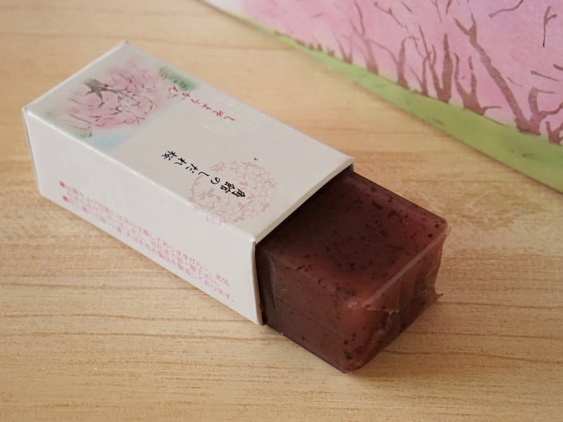 ゆかり堂製菓 しだれ桜ようかん しそ