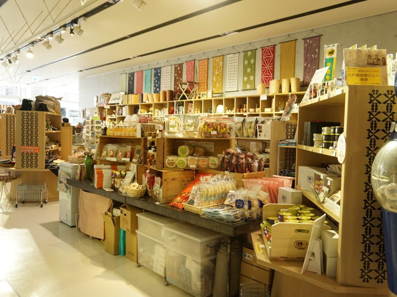八戸ポータルミュージアムはっち売店