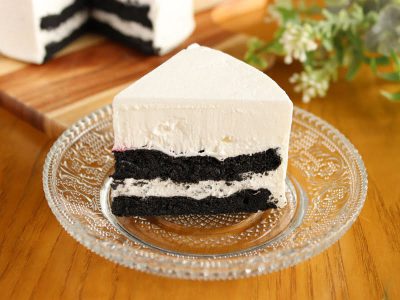梅屋 黒いチーズケーキ