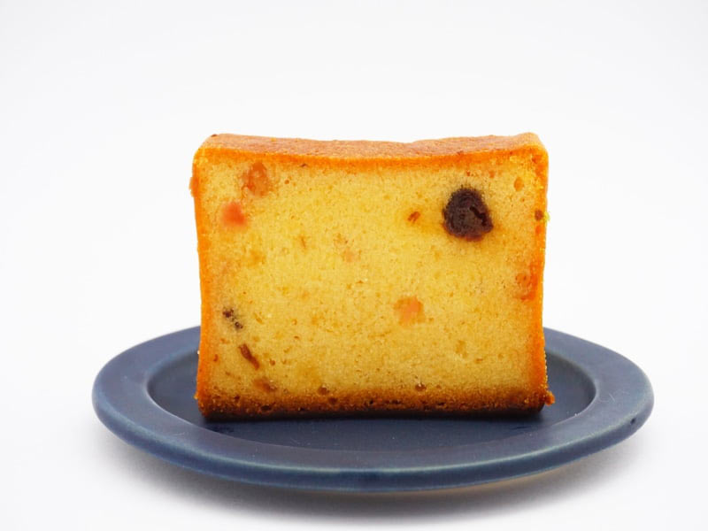 新宿中村屋 アイリッシュケーキ 中身の写真 フルーツ