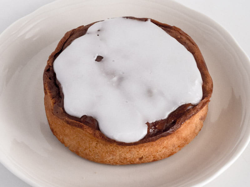 虎屋 ばらジャムケーキ 開封